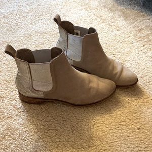 Toms Booties